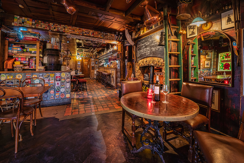 The Old Bookbinders photo 3