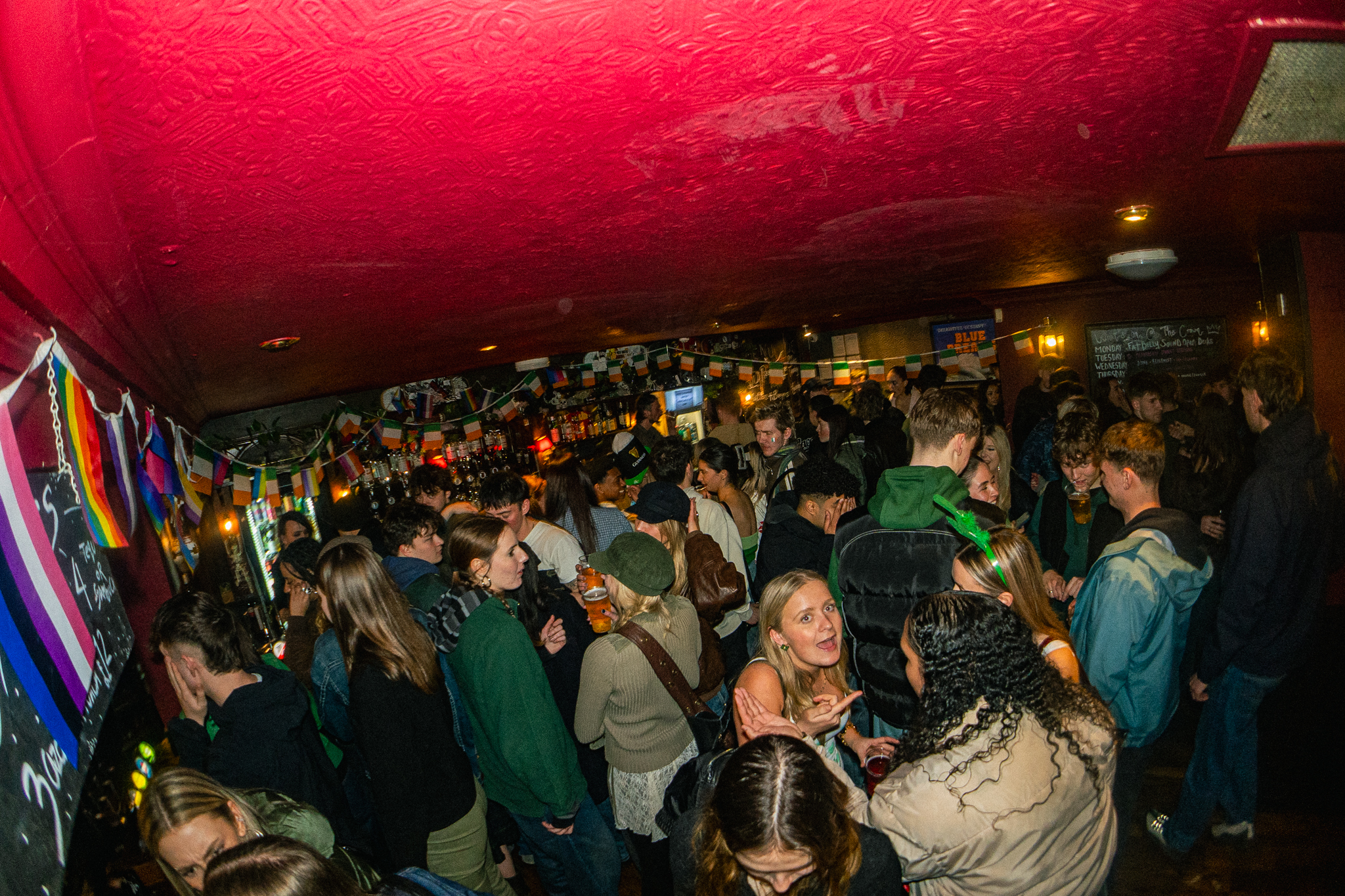 The Crown Bar & Venue photo 3